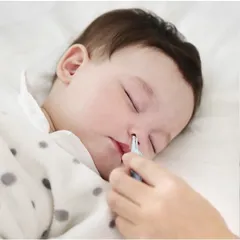 Bộ Dụng Cụ Bấm Móng, Lấy Ráy Tai Có Đèn LED, Kéo Cắt, Nhíp Gắp Gỉ Mũi, Dũa Móng Cho Bé 5 Chi Tiết Kèm Hộp Chim Cánh Cụt