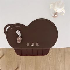 Thảm Lót Silicon Cho Bé - Tấm Trải Bàn Ăn Tiện Dụng Chống Thấm, Dễ Lau Dọn, An Toàn Cho Trẻ Nhỏ 38x26cm