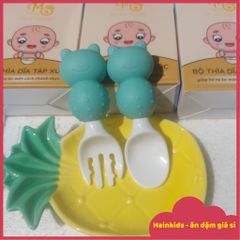 Set Thìa Nĩa Mumbebe Tay Cầm Silicon Dễ Thương - Bộ Dụng Cụ Tập Xúc An Toàn Cho Bé Màu Sắc Tươi Sáng