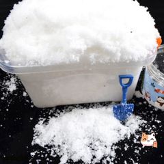 Tuyết Nhân Tạo 1kg - Trang Trí Giáng Sinh Ông Già Noel & Nguyên Liệu Slime Mây - Tuyết Giả Phát Sáng Thắng Lợi