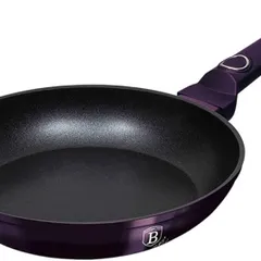 Chảo rán Berlinger Haus 28cm màu đỏ mận - Leonardo Collection, thiết kế tinh tế, sử dụng trên mọi loại bếp, chống dính tuyệt vời.
