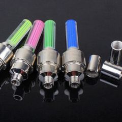 Đèn LED Gắn Van Bánh Xe Ô Tô, Xe Máy - Tăng Cường An Toàn Khi Đi Đêm, Dễ Dàng Lắp Đặt, Sáng Màu Nổi Bật