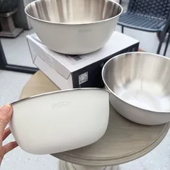 Bộ 3 âu inox 304 phủ sơn kem lì 22-25-28cm GKÖCH MYTY0810 - Thực phẩm dễ dàng vệ sinh, chống trầy xước và đo lường chính xác