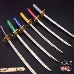 Móc Khóa Katana Zoro Law One Piece 16cm Bằng Kim Loại Không Gỉ - Quà Tặng Anime Độc Đáo Cho Fan Hâm Mộ Văn Hóa Nhật Bản