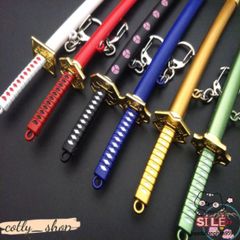 Móc Khóa Katana Zoro Law One Piece 16cm Bằng Kim Loại Không Gỉ - Quà Tặng Anime Độc Đáo Cho Fan Hâm Mộ Văn Hóa Nhật Bản