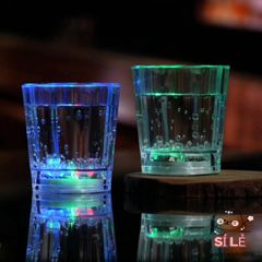 Cốc Uống Nước LED Nhấp Nháy 50ml - Cốc Trang Trí Tiệc, An Toàn, Độc Đáo, Phát Sáng Tự Động cho Bữa Tiệc và Sự Kiện