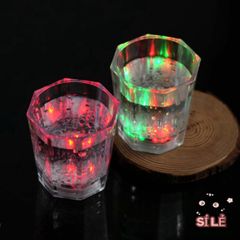 Cốc Uống Nước LED Nhấp Nháy 50ml - Cốc Trang Trí Tiệc, An Toàn, Độc Đáo, Phát Sáng Tự Động cho Bữa Tiệc và Sự Kiện