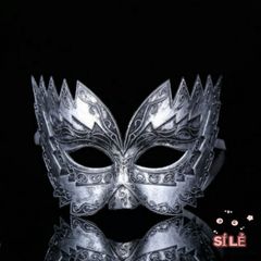 Mặt Nạ Halloween Nửa Mặt Nam Bằng Nhựa - Phụ Kiện Hóa Trang Độc Đáo Cho Lễ Hội, Tiệc Tùng và Biểu Diễn Nghệ Thuật