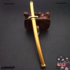 Móc Khóa Kiếm Katana Zoro Law One Piece Chất Liệu Kim Loại Không Gỉ Dài 16cm - Quà Tặng Anime Cho Người Hâm Mộ