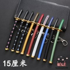 Móc Khóa Mặt Dây Chuyền Cool One Piece Zoro Ba Thanh Kiếm Vũ Khí Mô Hình Ngoại Vi Phụ Kiện Thời Trang