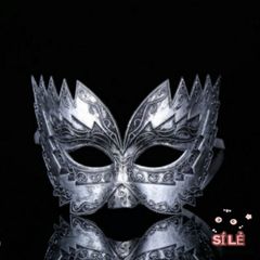 Mặt Nạ Halloween Nửa Mặt Nam - Phụ Kiện Thời Trang Độc Đáo, Tạo Điểm Nhấn ấn Tượng Cho Bữa Tiệc Hóa Trang