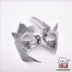 Mặt Nạ Halloween Nửa Mặt Nam - Phụ Kiện Thời Trang Độc Đáo, Tạo Điểm Nhấn ấn Tượng Cho Bữa Tiệc Hóa Trang