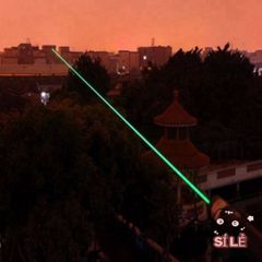 Đèn Laser Laze 303 Tia Xanh - Chiếu Xa 3km, Đèn Chiếu Sáng Đa Chức Năng Kèm Bộ Sạc Tiện Lợi, Dụng Cụ Ngoài Trời Hoàn Hảo
