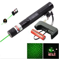 Đèn Laser SD 303 - Đèn pin laser chiếu xa hoàn hảo cho hoạt động ngoài trời, thuyết trình, du lịch, và nghệ thuật - Công nghệ chiếu sáng tiên tiến