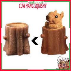 Đồ Chơi Squishy Hình Con Sóc Ngủ Trong Gốc Cây - Đồ Chơi Giảm Stress Dễ Thương Cho Trẻ Em và Người Lớn - Đồ Trang Trí Bàn Làm Việc