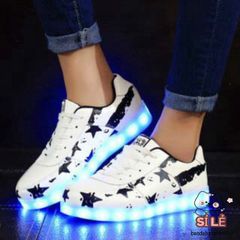 Giày Phát Sáng LED Đen Trắng - 7 Màu Đổi Màu & 8 Chế Độ Chiếu Sáng Độc Đáo - Giày Thời Trang Đậm Chất Nghệ Thuật