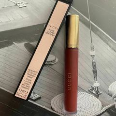 Son Kem Gucci Liquid Matte 521 Nellie Cherrie - Đỏ Gạch Sang Trọng, Độ Bám Màu Cao, Chất Lượng Chính Hãng, Đem Đến Đôi Môi Quyến Rũ