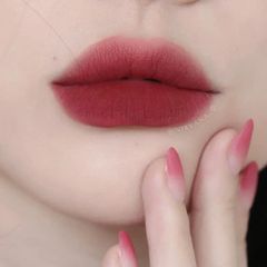 Son Kem Gucci Liquid Matte 521 Nellie Cherrie - Đỏ Gạch Sang Trọng, Độ Bám Màu Cao, Chất Lượng Chính Hãng, Đem Đến Đôi Môi Quyến Rũ