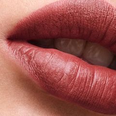 Son Prada Monochrome Hyper Matte Lipstick B02 Quartz - Màu Hồng Đào Sang Trọng, Bền Màu, Phù Hợp Mọi Trang Phục
