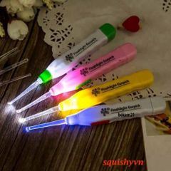 Dụng cụ lấy ráy tai có đèn LED ILOVEDIY - Tiện lợi, dễ sử dụng cho người lớn và trẻ em - Gói đầy đủ với đầu thay thế
