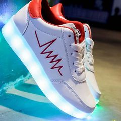 Giày Phát Sáng Đèn LED Màu Trắng Kẻ Nhịp Tim Đỏ, Ánh Sáng 7 Màu Thời Trang Cho Nam Nữ, Chống Nước, Dùng Cho Tiệc và Sự Kiện