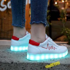 Giày Phát Sáng Đèn LED Màu Trắng Kẻ Nhịp Tim Đỏ, Ánh Sáng 7 Màu Thời Trang Cho Nam Nữ, Chống Nước, Dùng Cho Tiệc và Sự Kiện