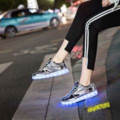 Giày Phát Sáng 7 Màu LED - Giày Thời Trang Đèn Led Cực Đẹp, Chức Năng Chỉnh Màu, Thích Hợp Nam Nữ, Phù Hợp Mọi Sự Kiện