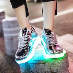 Giày Phát Sáng 7 Màu LED - Giày Thời Trang Đèn Led Cực Đẹp, Chức Năng Chỉnh Màu, Thích Hợp Nam Nữ, Phù Hợp Mọi Sự Kiện