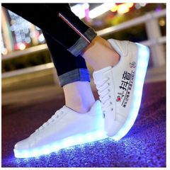 Giày Phát Sáng Đen Led 7 Màu Chữ Hàn Nhịp Tim - Giày Cao Cổ Nam Nữ, 11 Chế Độ Ánh Sáng Thời Trang, Chống Nước, Thoải Mái