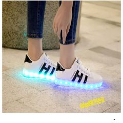 Giày Phát Sáng Chữ HI Đèn LED 7 Màu 11 Chế Độ - Giày Thể Thao Đẹp Cho Nam Nữ, Thích Hợp Cho Tiệc Tùng và Sự Kiện