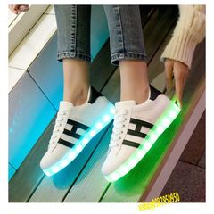 Giày Phát Sáng Chữ HI Đèn LED 7 Màu 11 Chế Độ - Giày Thể Thao Đẹp Cho Nam Nữ, Thích Hợp Cho Tiệc Tùng và Sự Kiện