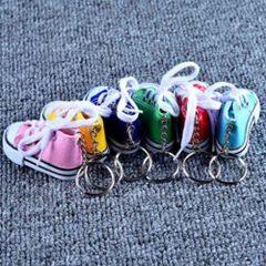 Móc Khóa Giày Thể Thao 6-7cm - Phụ Kiện Thời Trang Xinh Xắn, Quà Tặng Dễ Thương, Nhiều Màu Sắc Tùy Chọn