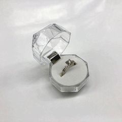 Hộp Đựng Nhẫn Acrylic Trong Suốt - Hộp Trưng Bày Đồ Trang Sức Tiện Lợi và Sang Trọng, Quà Tặng Độc Đáo