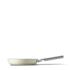 Chảo Rán SMEG FPF2002CRM 20cm Màu Kem - Chất Liệu Nhôm Rèn Lạnh, Lớp Chống Dính Gốm Ceramic, Phù Hợp Mọi Loại Bếp