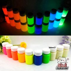 Sơn Acrylic Phát Quang Không Độc Hại - Sơn Graffiti An Toàn Cho Nghệ Sĩ - Mẫu 12-09, Phát Sáng Đẹp Trong Bóng Tối