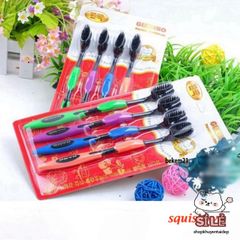 Bộ 4 Bàn Chải Đánh Răng Than Hoạt Tính Hàn Quốc T21 - Chải Sạch Sâu, An Toàn Cho Gia Đình