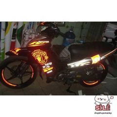 Decal Phản Quang Bọc Vành Xe Máy - Chống Thấm Nước, Bộ 8 Chỉ Trang Trí Xe Màu Sắc Đẹp, Đảm Bảo Dính Chặt, Hỗ Trợ Đổi Trả 15 Ngày