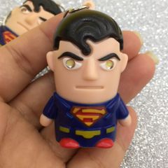 Móc Khóa Superman Đèn LED Phát Sáng - Âm Thanh Độc Đáo, Móc Khóa Siêu Nhân Xanh Ngộ Nghĩnh, Quà Tặng Đáng Yêu, Phụ Kiện Thời Trang