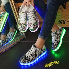 Giày Phát Sáng Đèn Led 7 Màu Thời Trang Nam Nữ - Họa Tiết Đen Nhạt Chống Nước, Đế Chắc Chắn, Dùng Được Trong Mưa