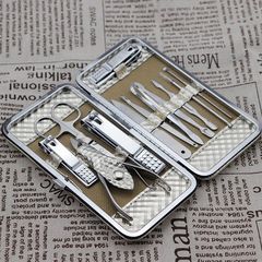 Bộ cắt móng tay 12 chi tiết vàng cao cấp - Bộ dụng cụ chăm sóc cá nhân gọn nhẹ, sang trọng, quà tặng ý nghĩa cho bạn và người thân