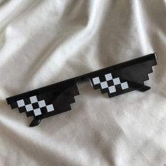 Kính Mát Thug Life Phong Cách Mosaic Đen UV400 - Kính Râm Cá Tính Cho Nam, Món Quà Hoạt Hình Thú Vị