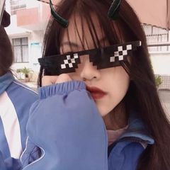 Kính Mát Thug Life Phong Cách Mosaic Đen UV400 - Kính Râm Cá Tính Cho Nam, Món Quà Hoạt Hình Thú Vị