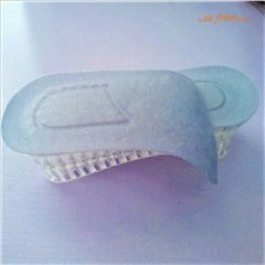 Bộ 2 miếng lót giày silicon êm chân tăng chiều cao 3,5-4cm cho nam nữ - Màu đen thời trang, thoải mái và dễ sử dụng.