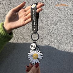 Móc Khóa Hình Giày Đen Dễ Thương Kèm Hoa Cúc - Phụ Kiện Thời Trang Chất Lượng Cao, Dùng Gắn Chìa Khóa