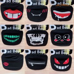 Khẩu Trang Anime/Manga Hàn Quốc Đen Cotton Chống Bụi - Thiết Kế Dấu X Độc Đáo, Thoáng Mát Cho Mọi Giới Tính