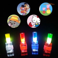 Đèn LED Chiếu Hình Thú Vị Cho Trẻ - Đồ Chơi Kể Chuyện Bằng Ánh Sáng Cho Bé - Quà Tặng Độc Đáo Cho Trẻ Em