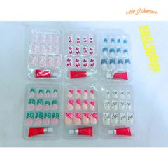 Bộ 12 Móng Tay Giả Cao Cấp Trắng Đen Kèm Keo Dán Chắc Chắn - Dễ Dàng Sử Dụng Tại Nhà, Bộ Làm Đẹp Thời Thượng