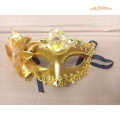 Mặt Nạ Mắt Lông Vũ Trắng Đen Đính Ngọc Trai - Phụ Kiện Hóa Trang Halloween Sang Trọng và Ấn Tượng