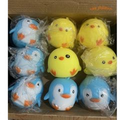 Đồ Chơi Bóp Tay Squishy Hình Chim Cánh Cụt Dễ Thương - Giải Tỏa Stress, Quà Tặng Tuyệt Vời cho Trẻ Em và Người Lớn