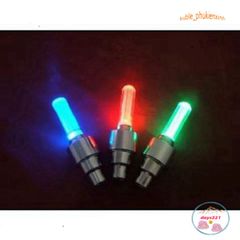 Đèn LED Gắn Van Bánh Xe Đạp, Xe Máy, Ô Tô - Đèn Ánh Sáng 5 Bóng Đa Màu Tự Động Kích Hoạt Khi Di Chuyển, Phụ Kiện Thể Thao An Toàn, Sành Điệu